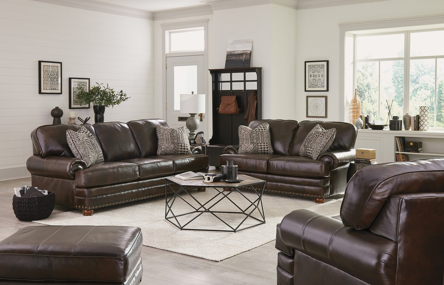 Catnapper Roberto Genuine Leather Sofa