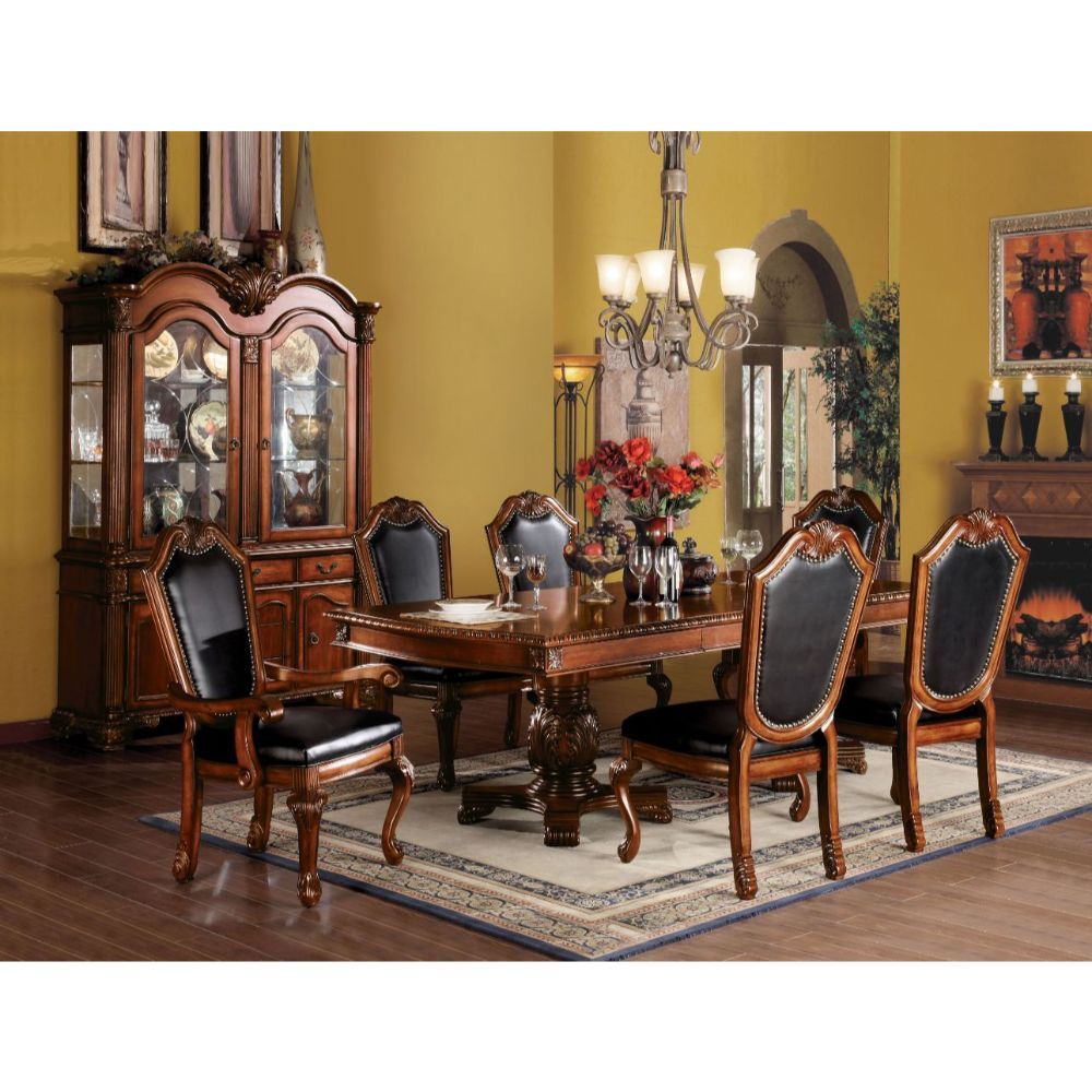 CHATEAU DE VILLE DINING ROOM SET